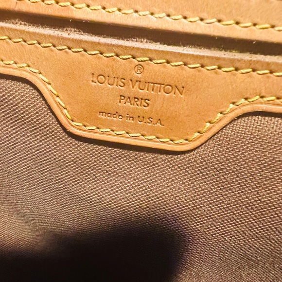 Louis Vuitton vintage backpack. Canvas Montsouris. - Picture 7 of 8